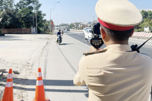 chay-qua-toc-do-1735544868541404755073